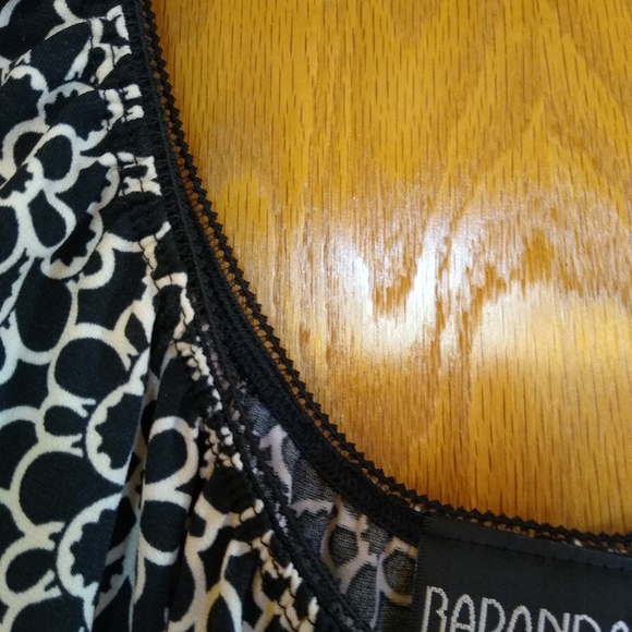 Raranda White/Black tank top size large - Picture 2 of 4